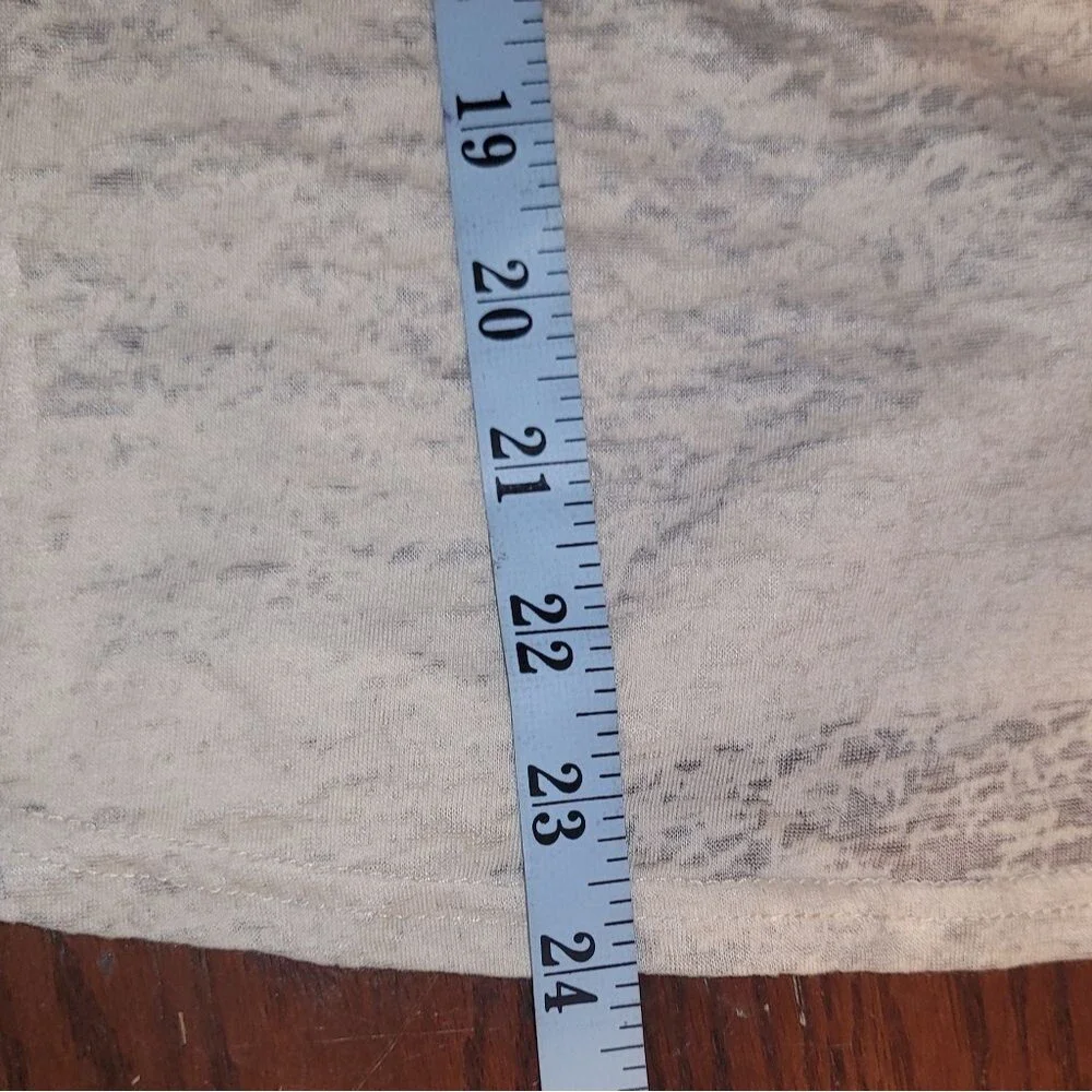 Southern Grace Softball Tee Size M - Picture 6 of 6